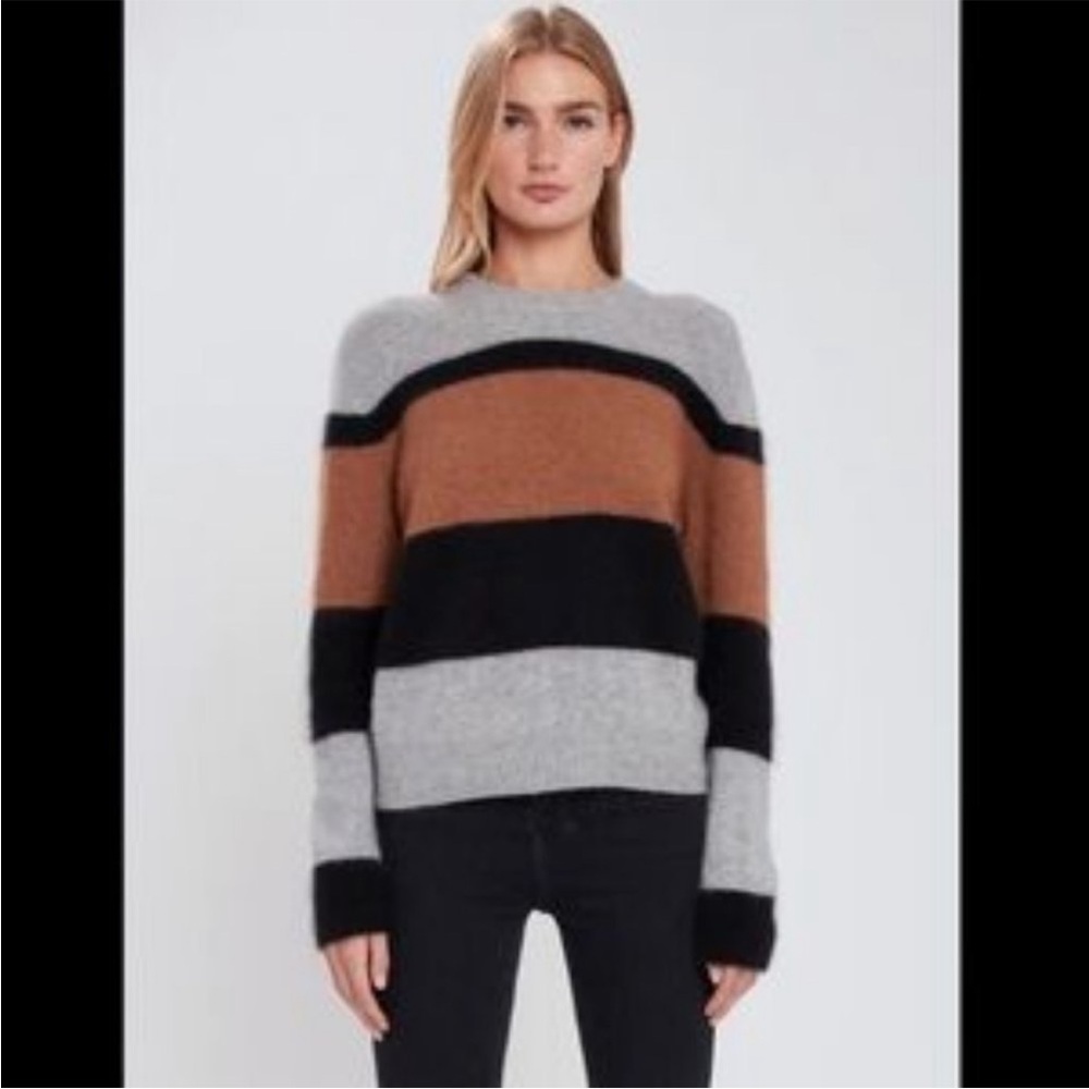 360 Sweater softest wool sweater size S.